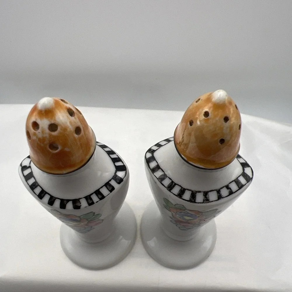 Lusterware Salt & Pepper Shakers Made in Japan Floral w/Decorative Band Vintage